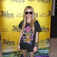 Avril Lavigne hosts a meet and greet at the Abbey Dawn | Picture 63993